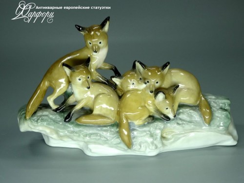 Купить фарфоровую статуэтку KARL ENS Лисы